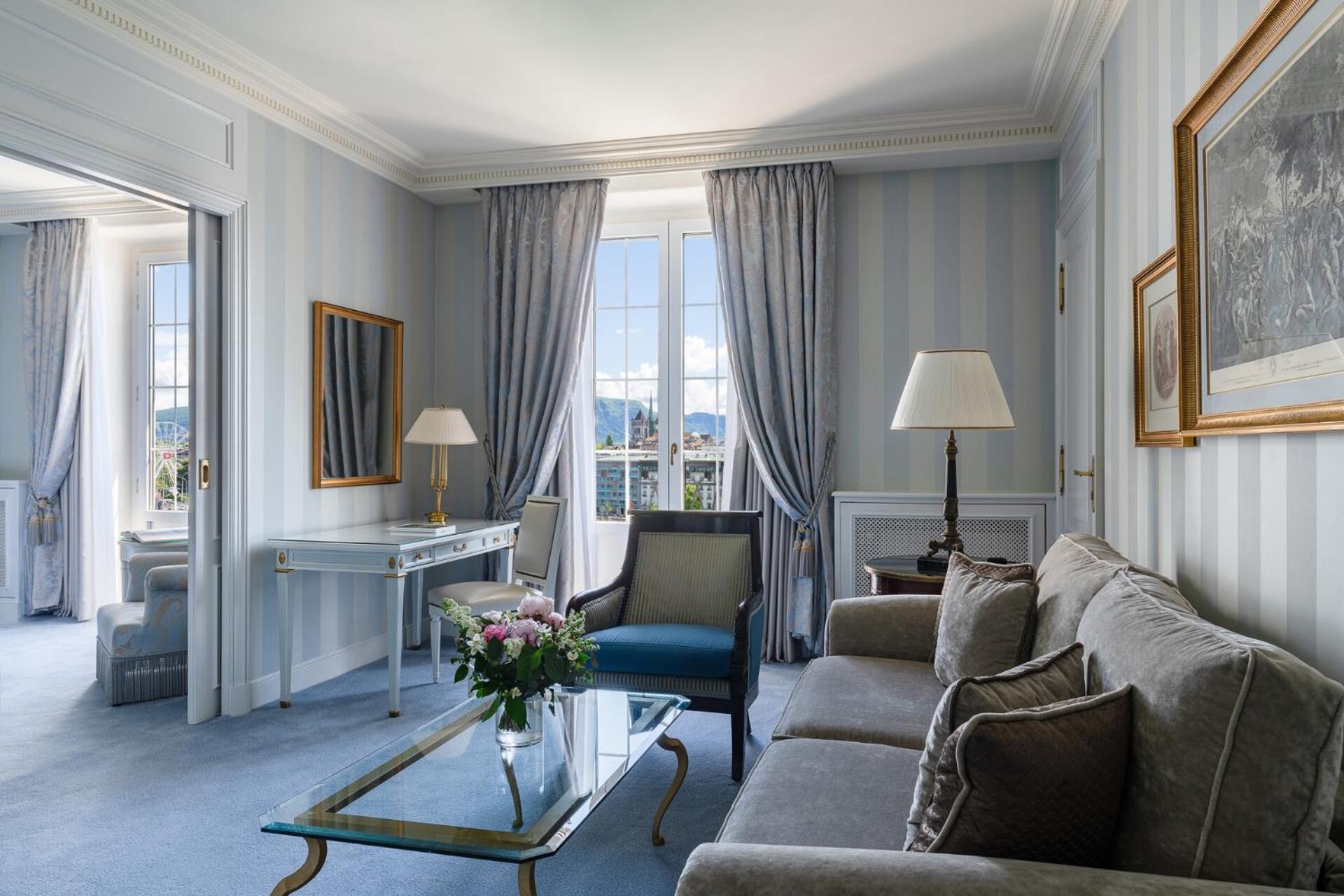Hotel Four Seasons Des Bergues 5*