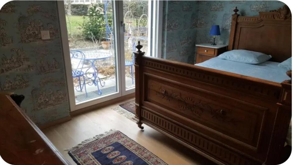 Studio, Entree Par Terrasse Bed & Breakfast *