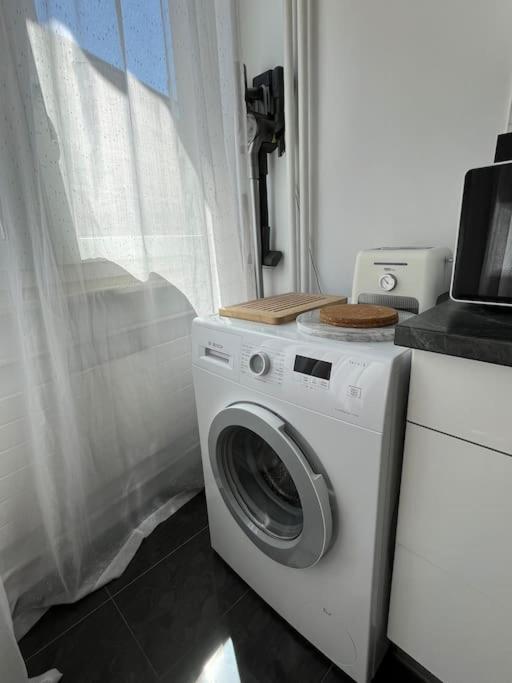 85m2 Au Centre-ville A 2 Pas Du Jet D'eau Appartement *