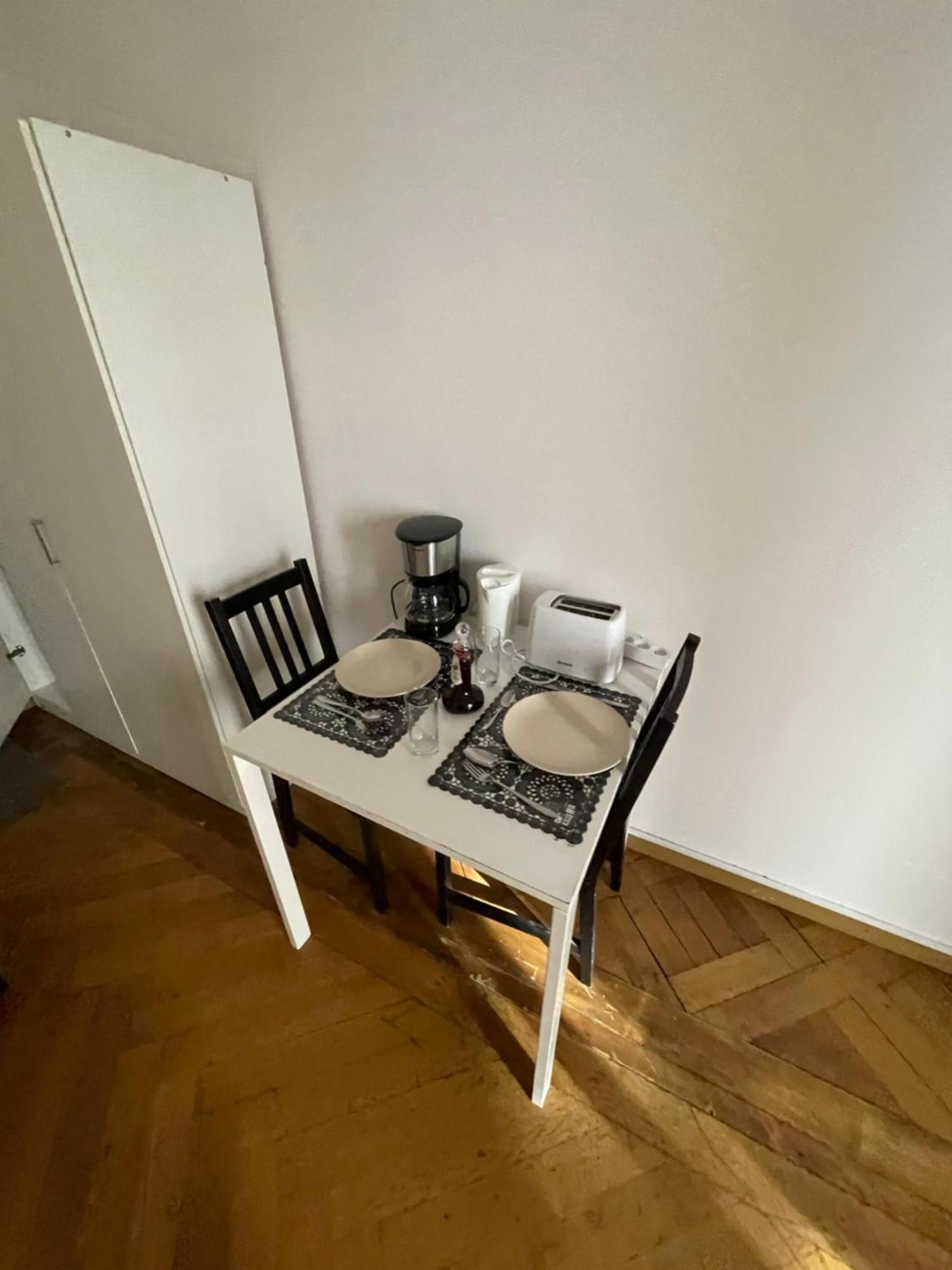 Apartment Au Coeur De Geneva