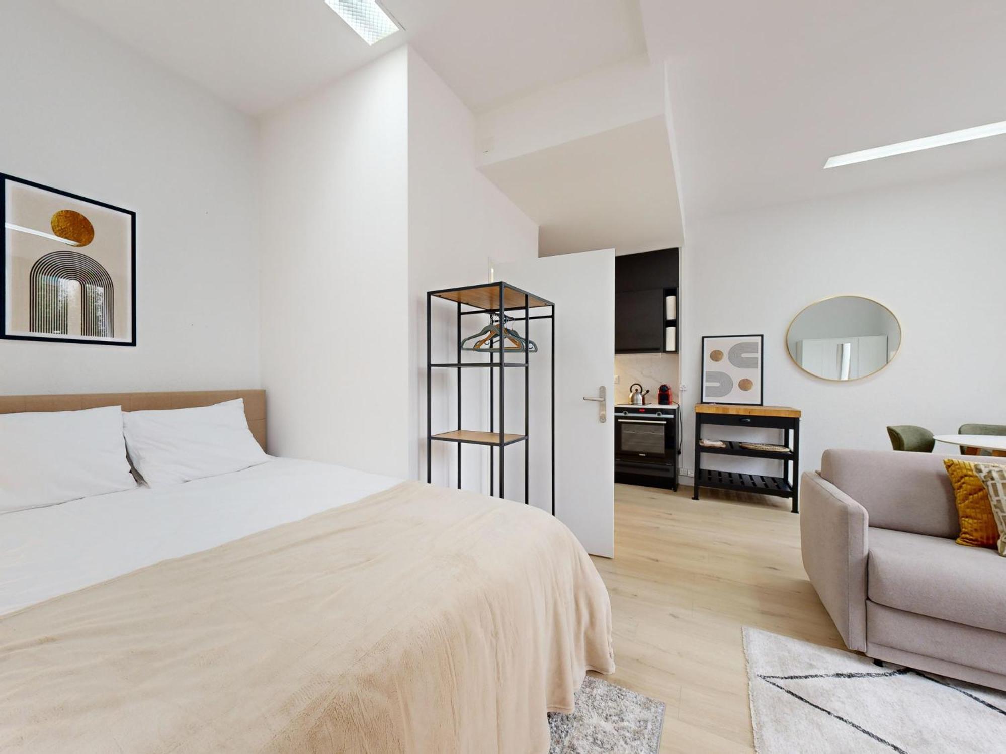 Bright Studio In Champel Genève