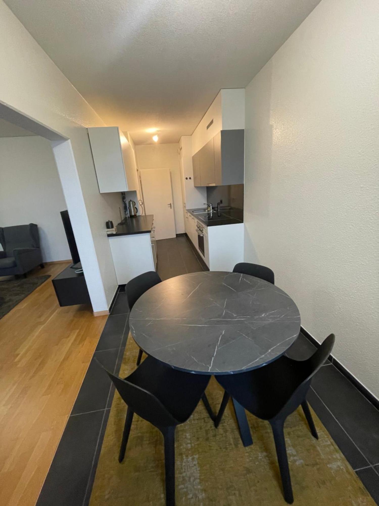 Spacieux Deux A 5min De L Aeroport Appartement Genève