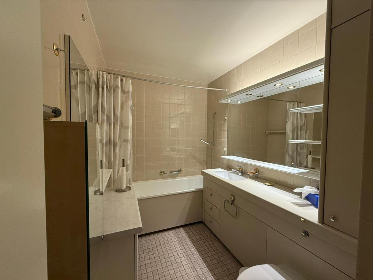 Appartement Rayonnant Bien A 5mn Du Centre *