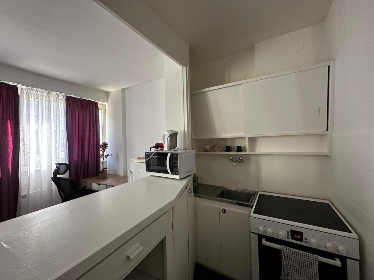 01 Convenient - Station Station Appartement