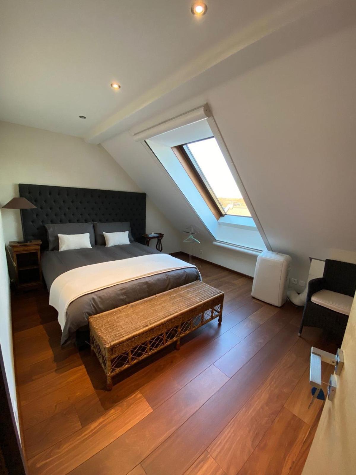 Appartement Au Coeur Des Eaux-vives Genève