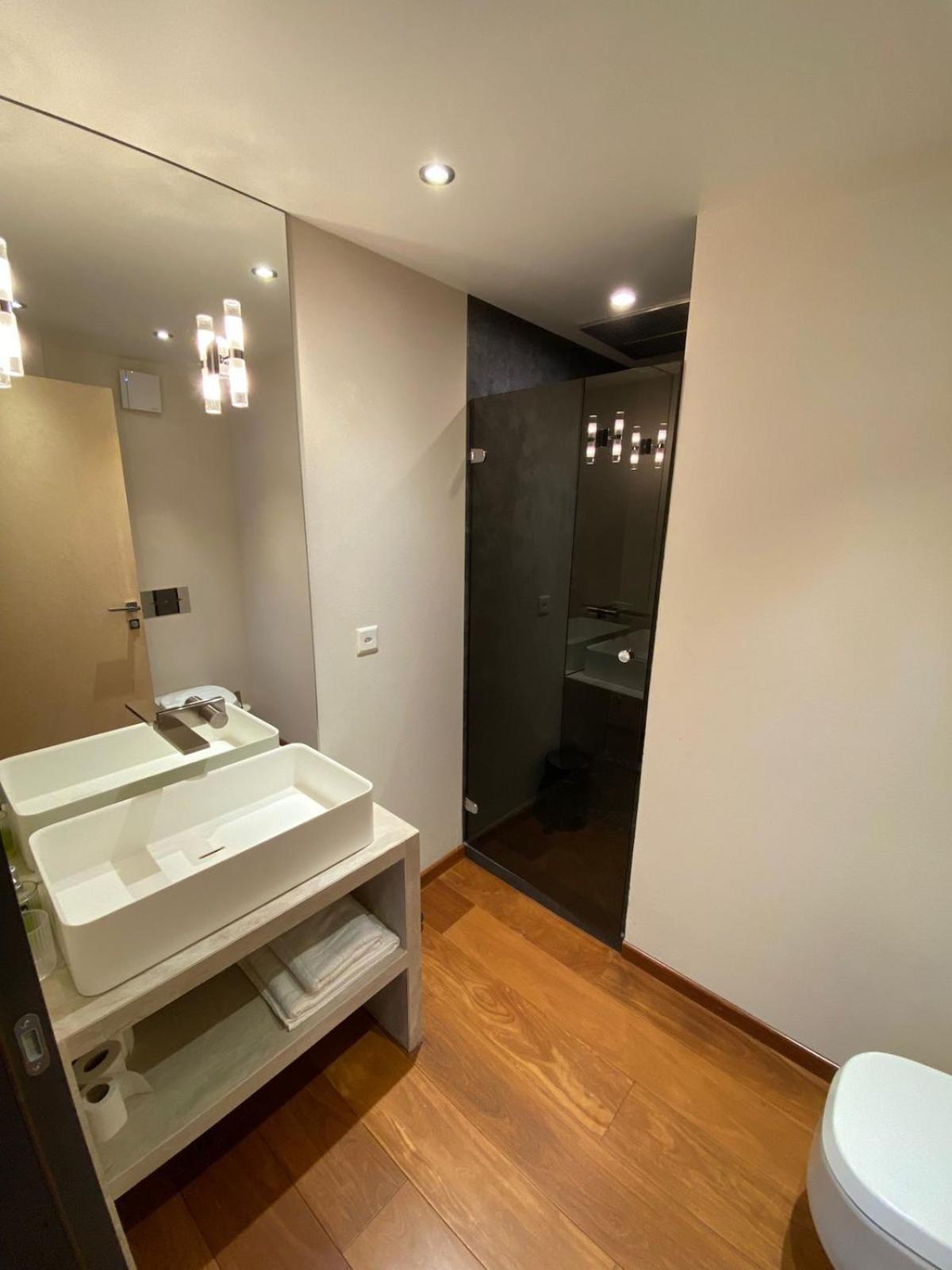 Appartement Au Coeur Des Eaux-vives *