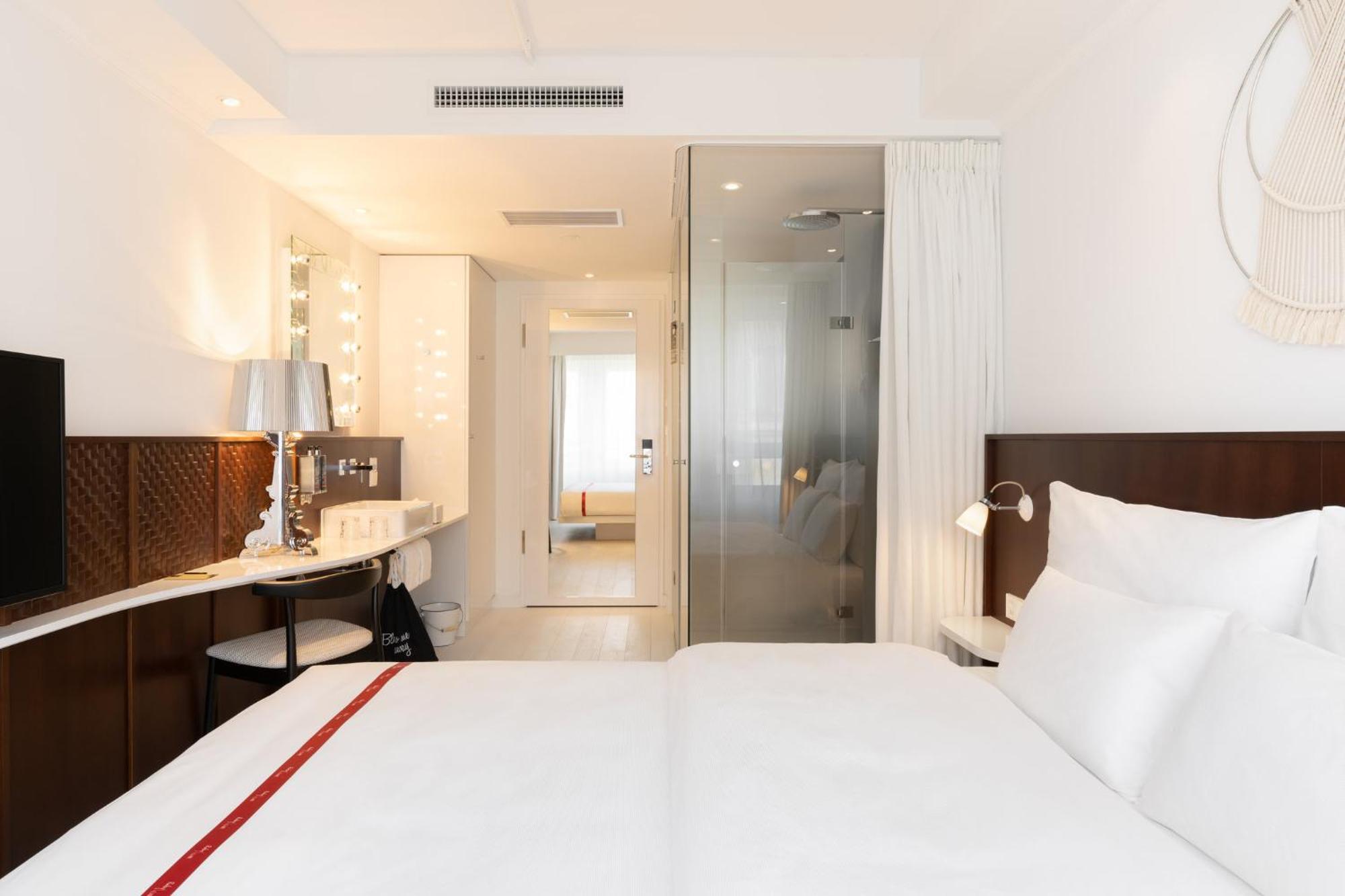 Ruby Claire Hotel