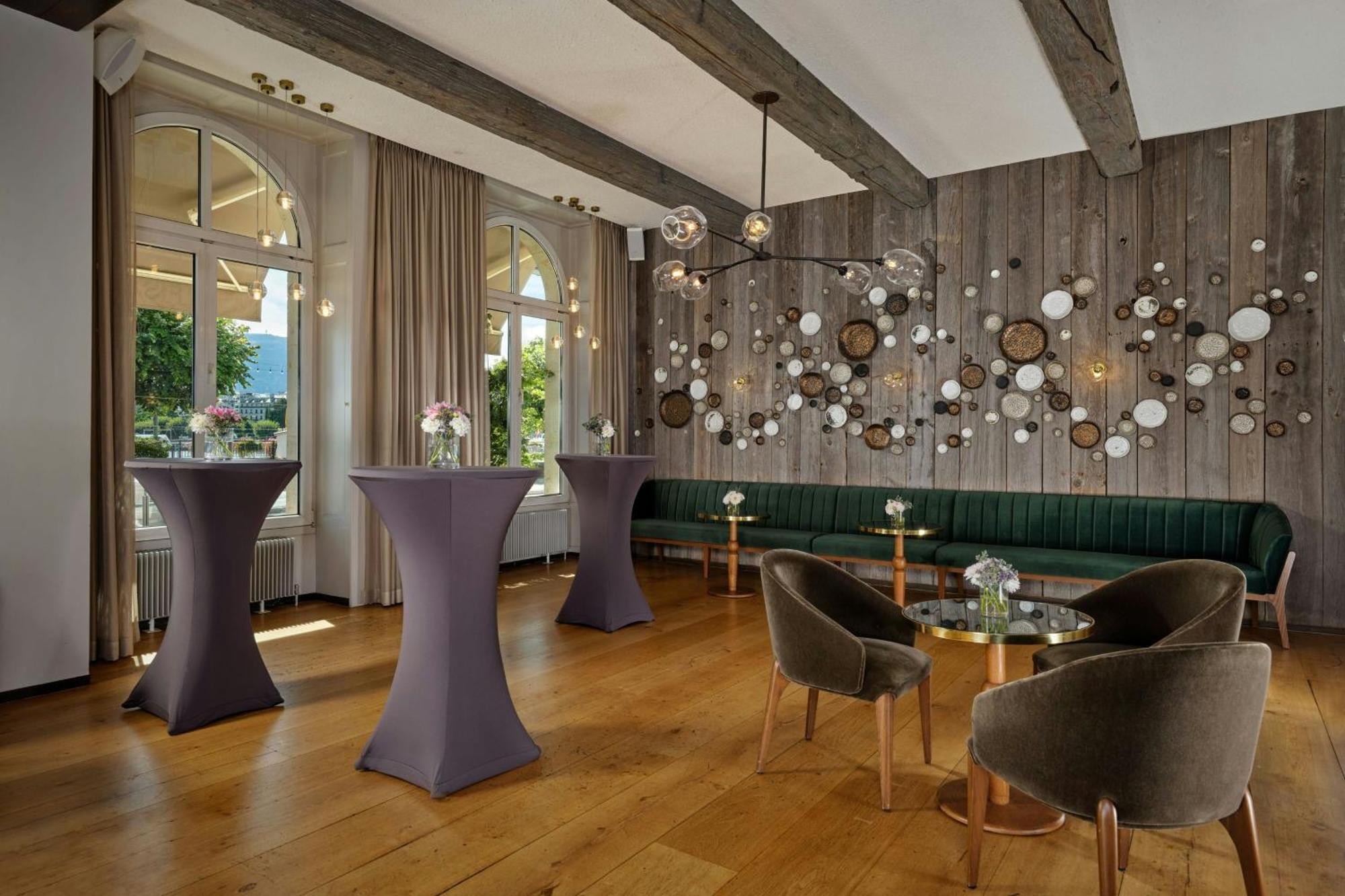 The Ritz-carlton De La Paix, 5*