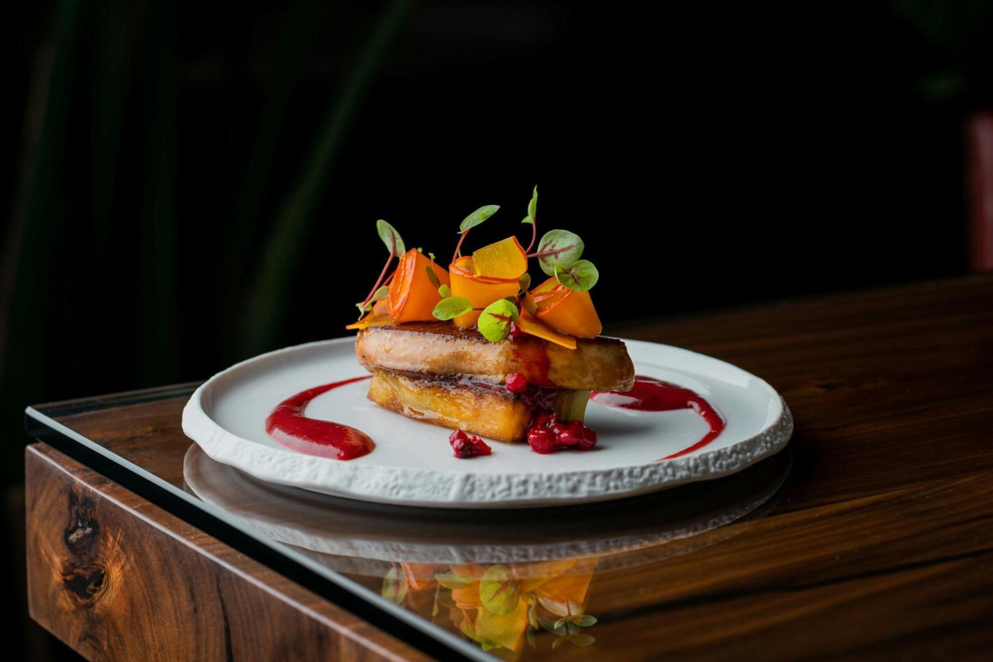 The Ritz-carlton De La Paix, 5*