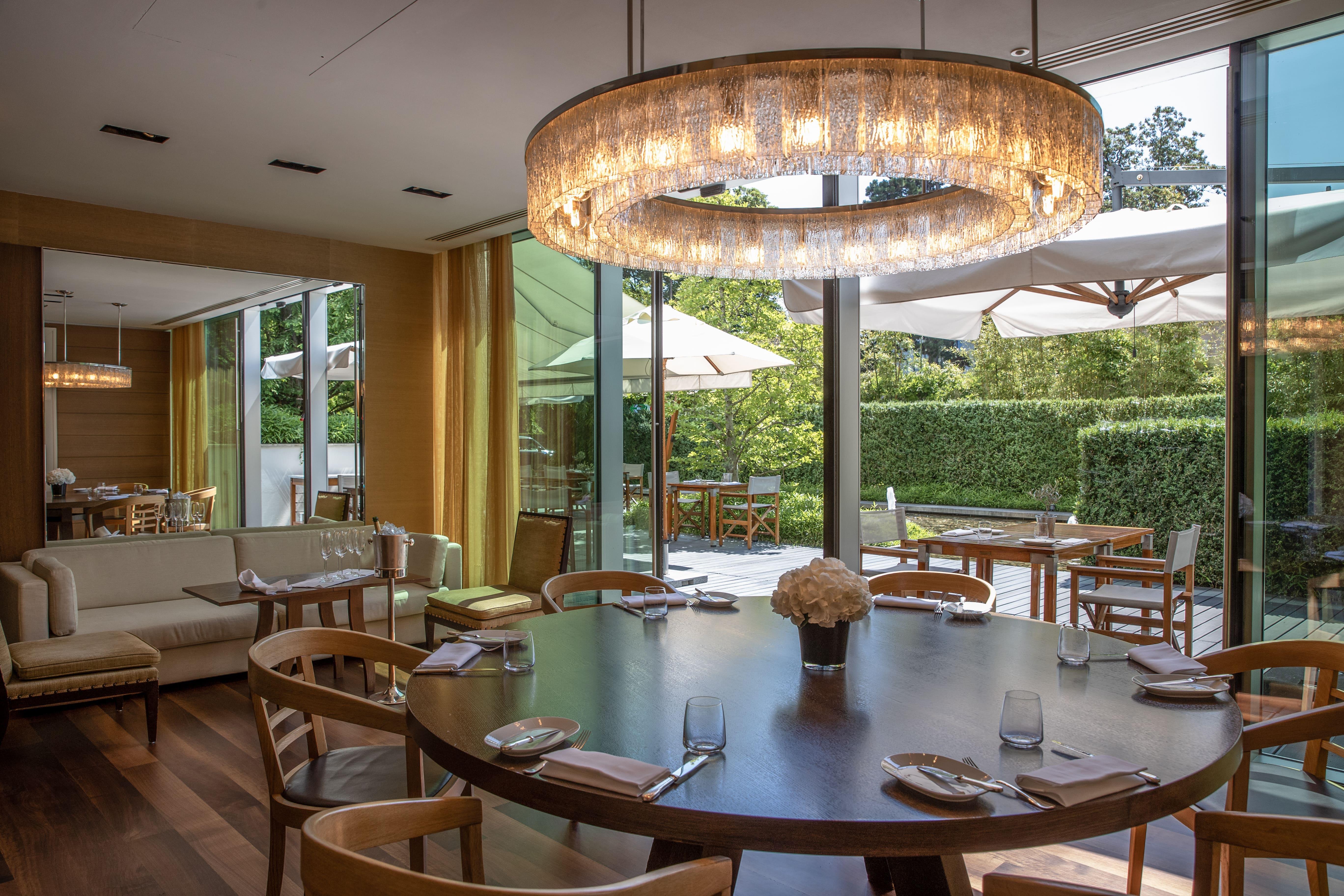 Intercontinental By Ihg Hotel Geneva