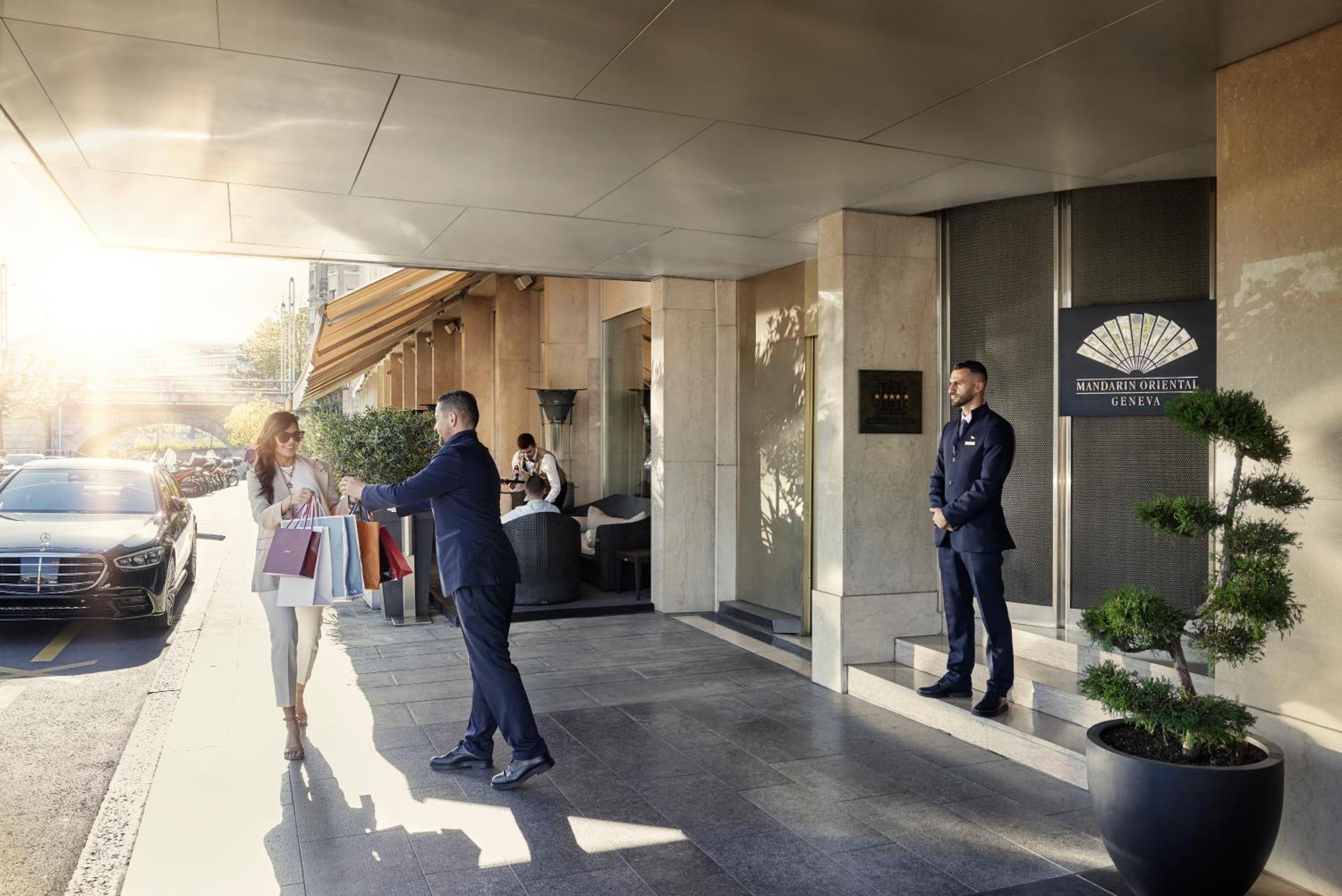 Mandarin Oriental, Hotel