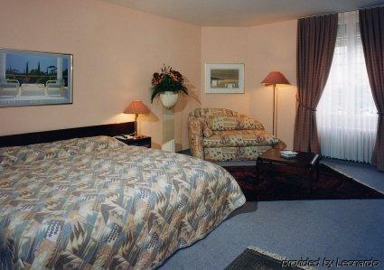 Capitole 3*