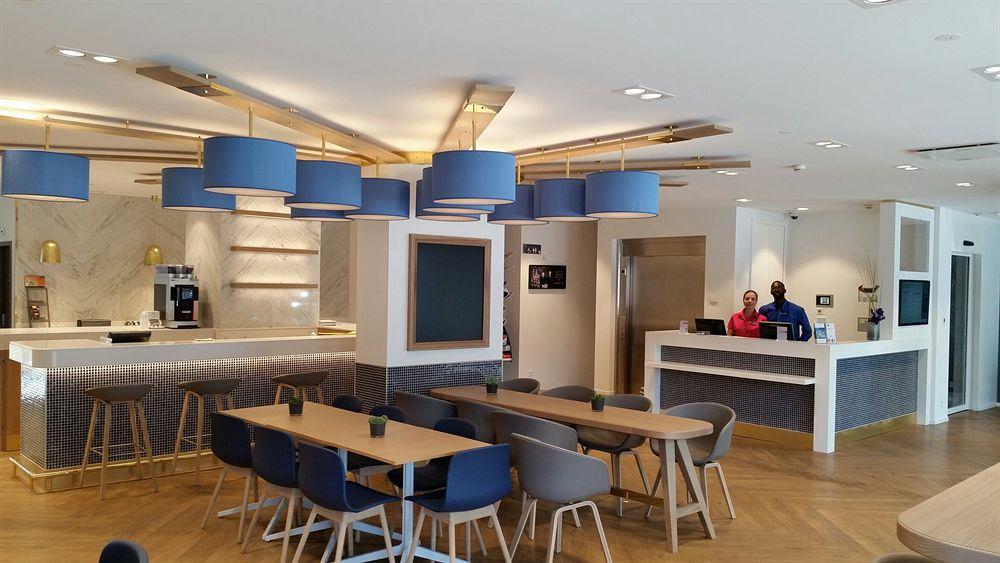 Visionapartments Place De Cornavin - Contactless Check-in Hotel 3*