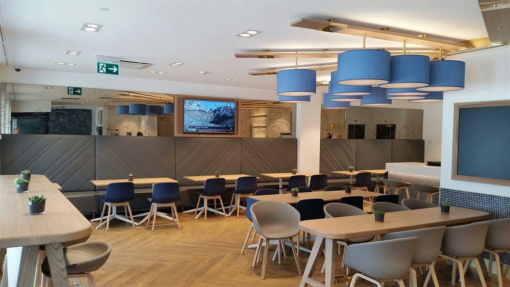 Visionapartments Place De Cornavin - Contactless Check-in Hotel