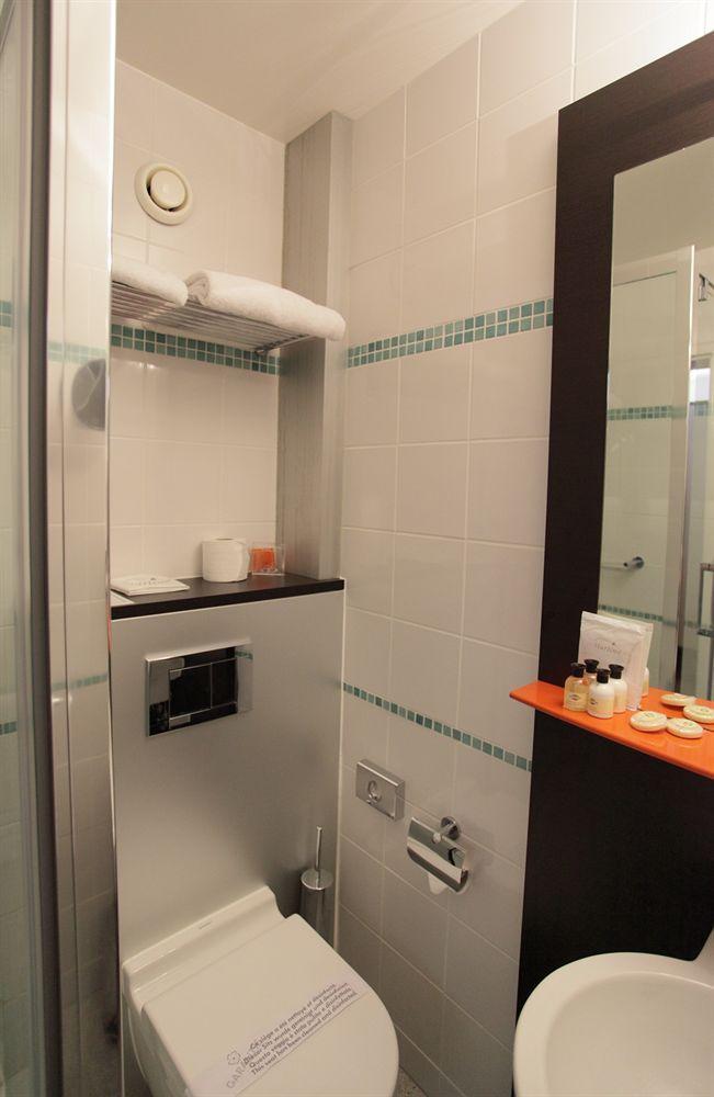 Design F6 Hotel 3*