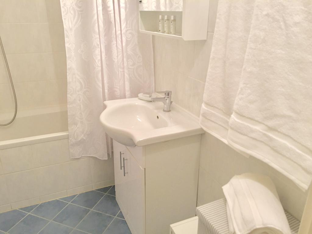 Champel One Bedroom Appartement