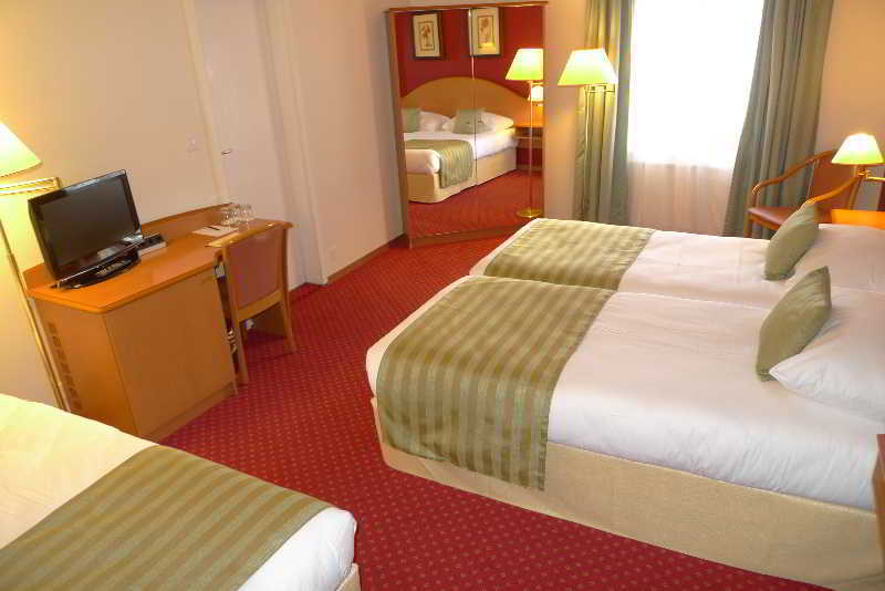 International & Terminus Hotel