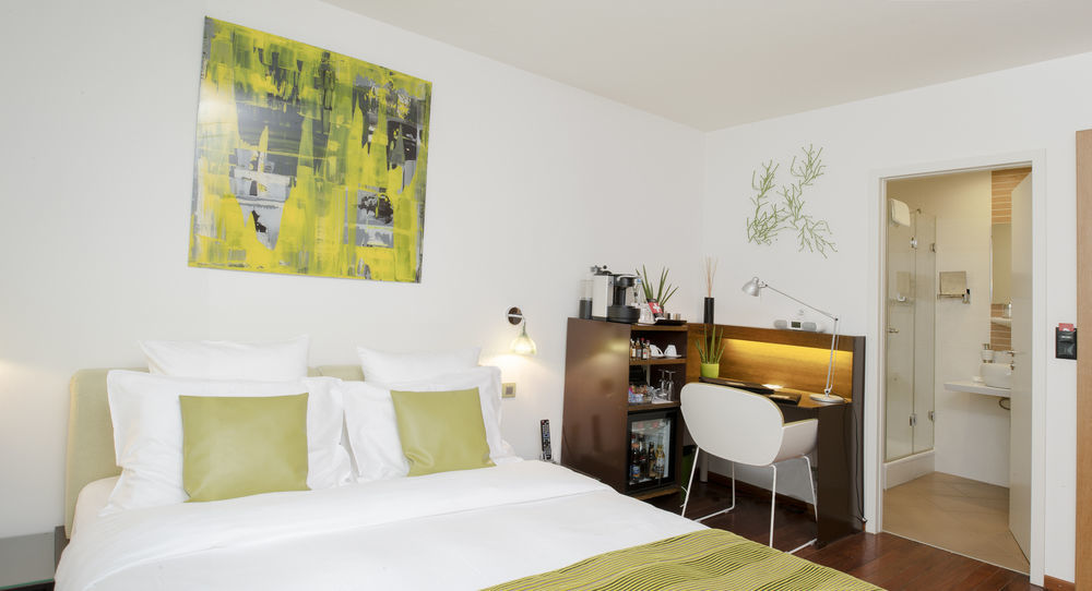 Hotel La Cour Des Augustins Boutique Gallery Design Genève