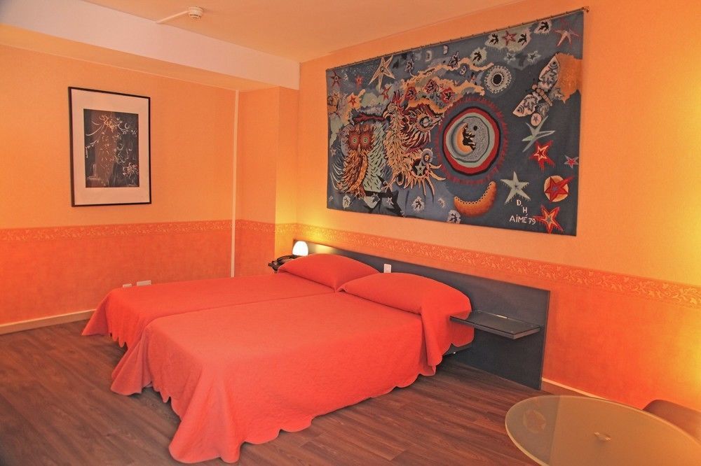 Hotel Comédie 3*
