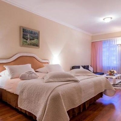 Hotel Century 4*