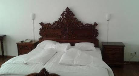 Balzac Hotel