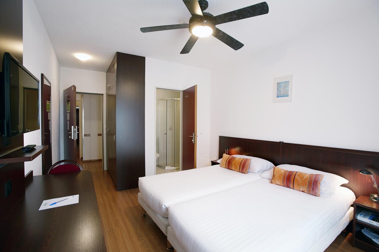 Hotel Calvy 3*