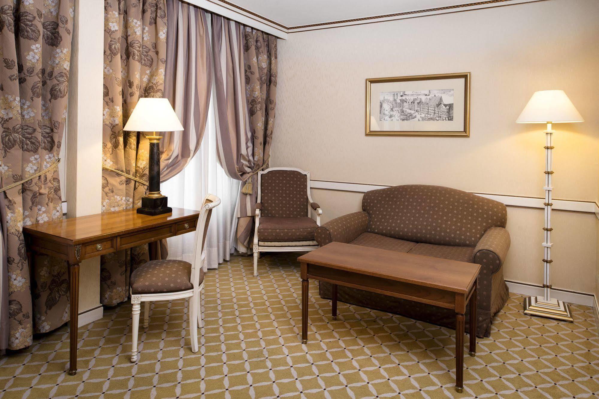 By Fassbind Hotel 4*