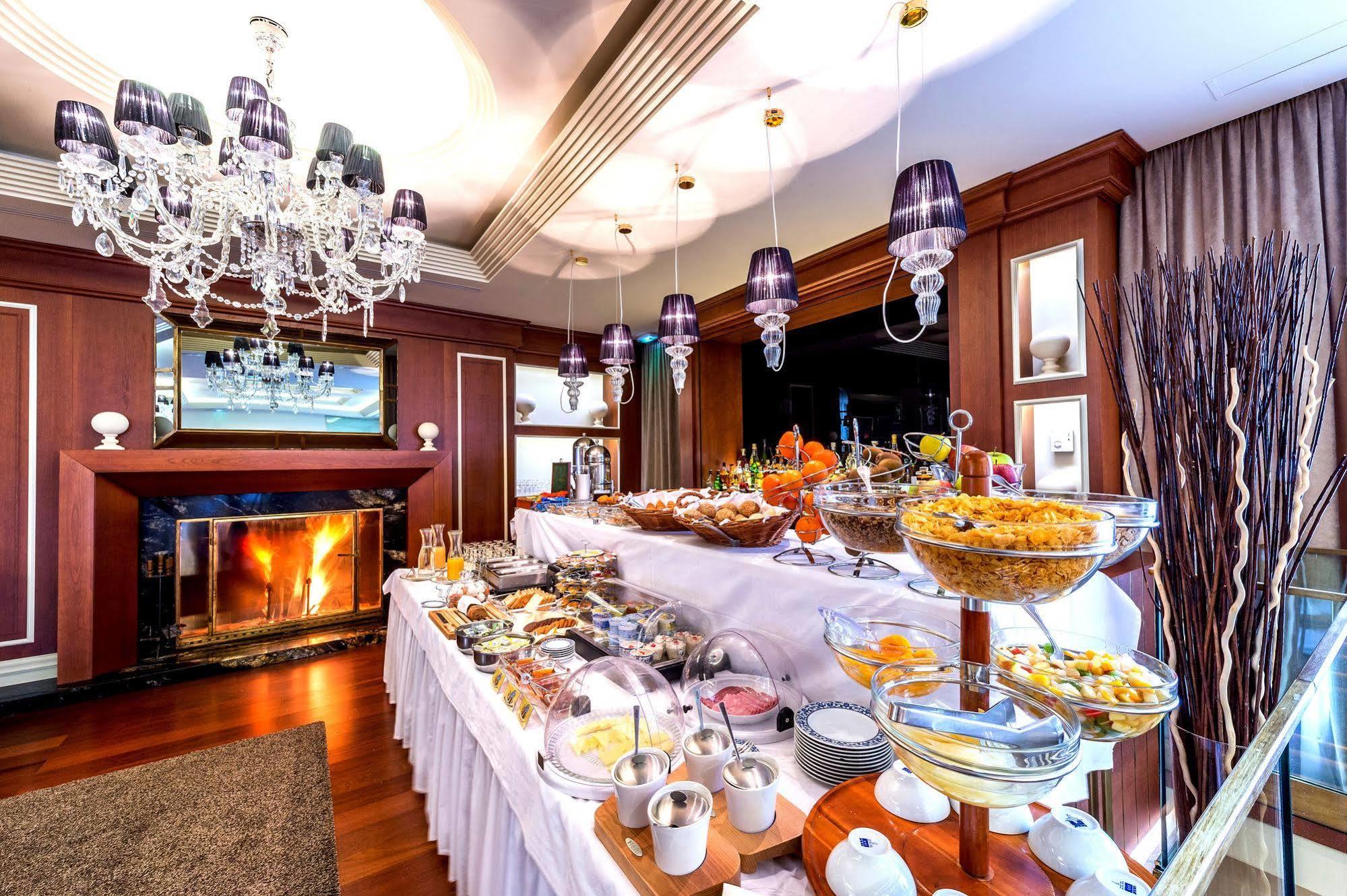 Hotel Century Ginebra
