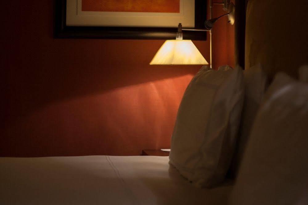 Parc Des Eaux Vives 4* Geneva