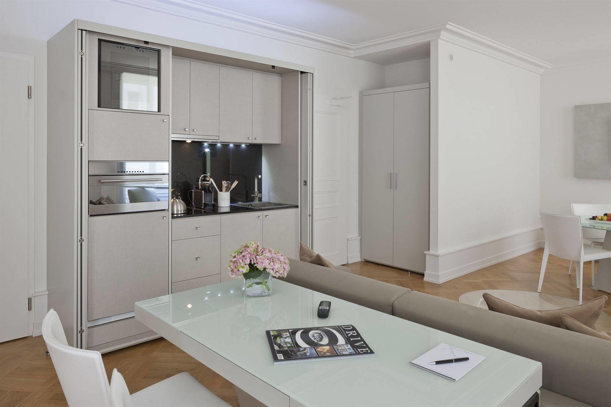 Swiss Luxury 5* Genebra