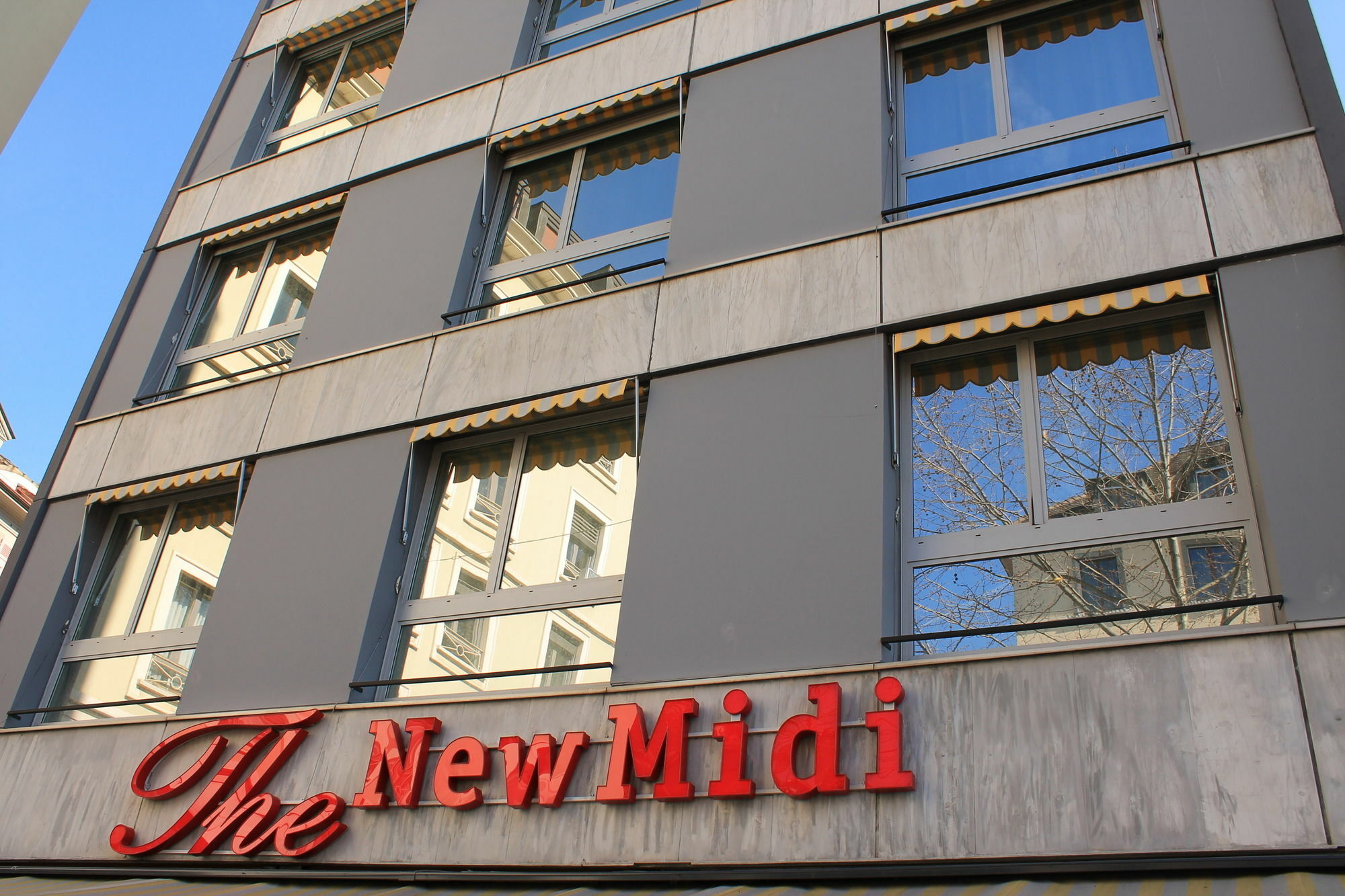 The New Midi 4* Genève
