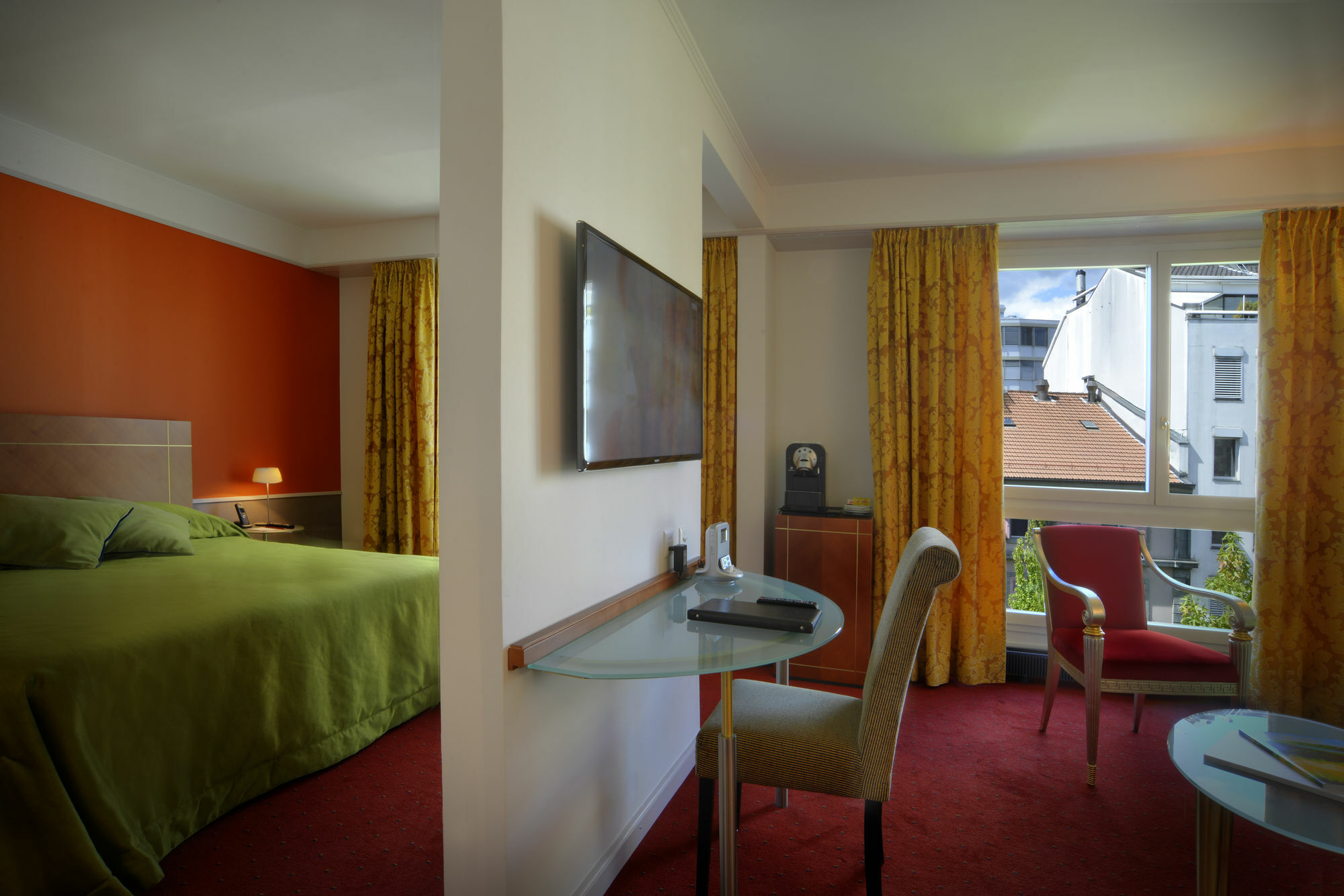 The New Midi Hotel 4*