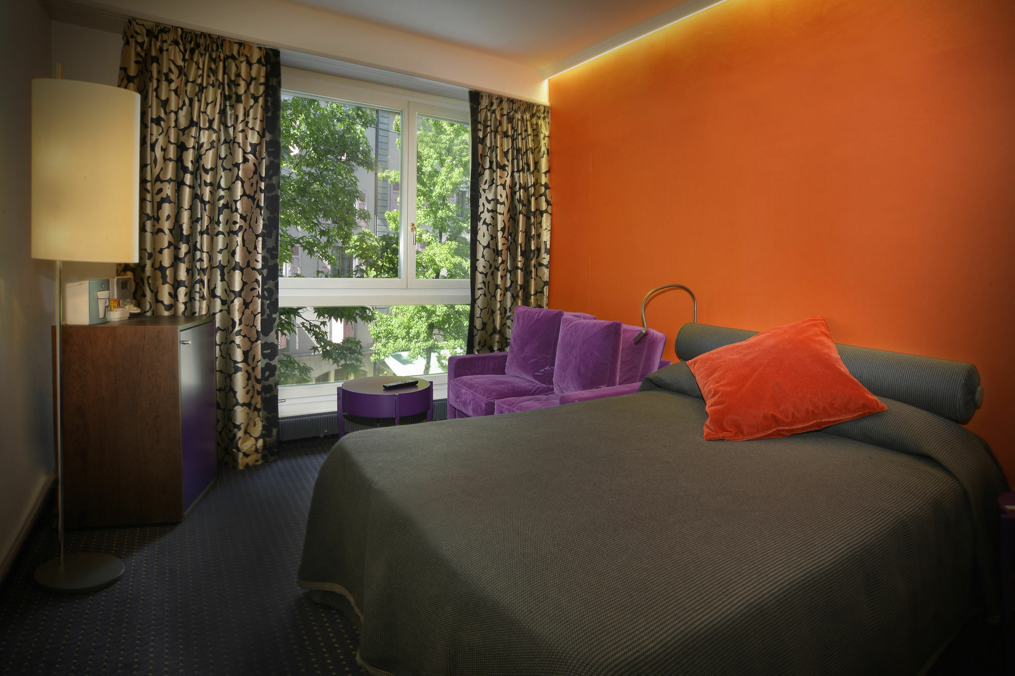 Hotel The New Midi 4*