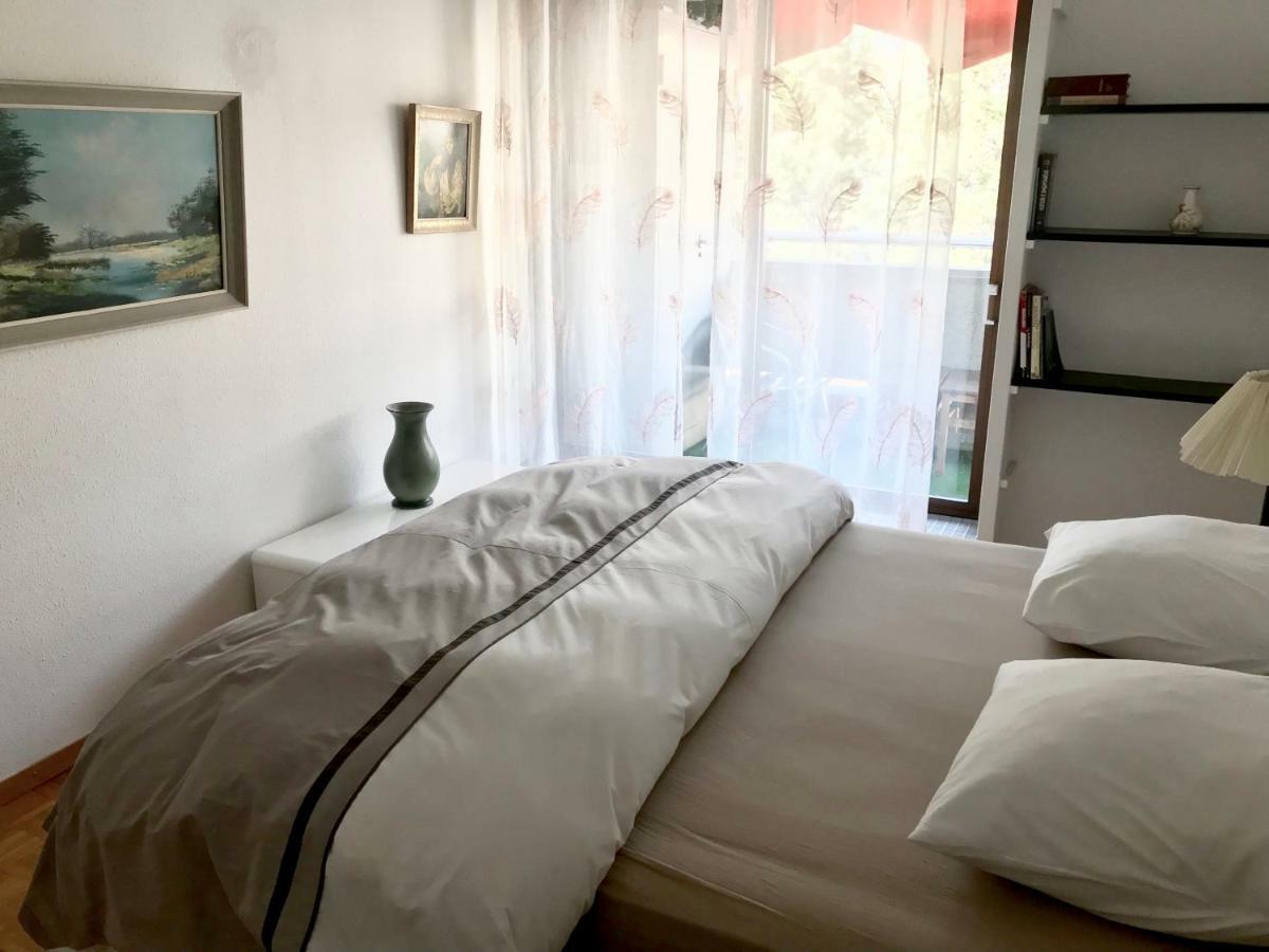 Spacious & Elegant Next To River * Genf