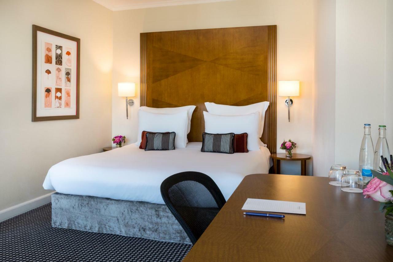 Warwick Hotel 4*