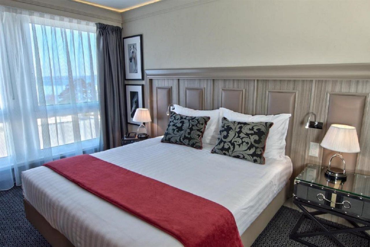 Drake Longchamp Hotel 3*