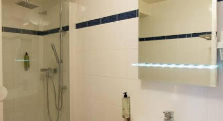 Hotel Rousseau 3*