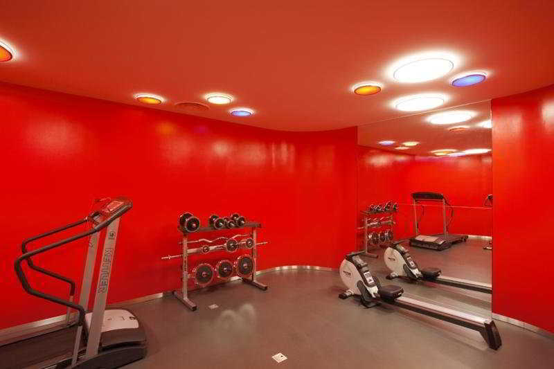 Hotel Cornavin 4*