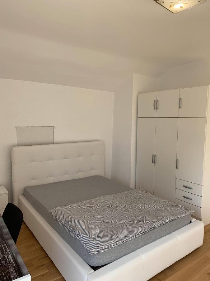 Le Grand-saconnex Guesthouse, 5 Min Walk To Airport