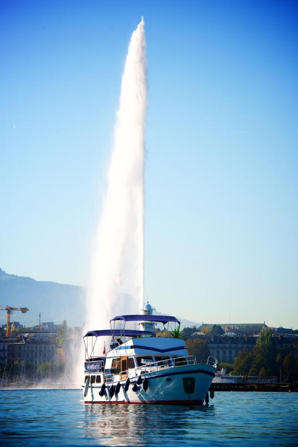 Homeboat-bateau 4* Genève