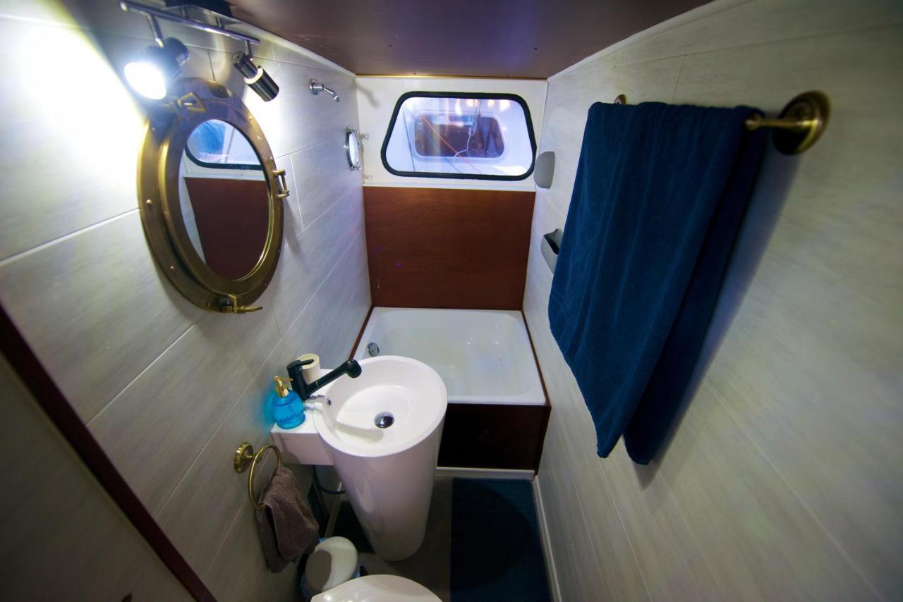 Homeboat-bateau Bateau-hôtel Genève
