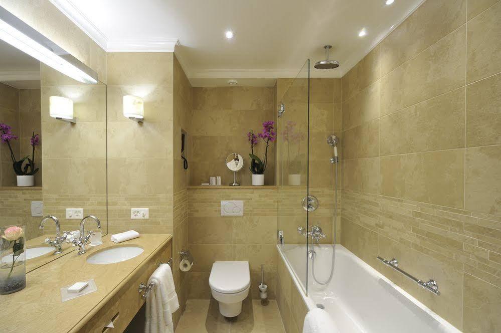 Hotel De La Cigogne 5*