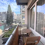 Appartement Spacieux Et Lumineux Aux Eaux-Vives