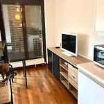 City Center Cosy Studio With Terrace