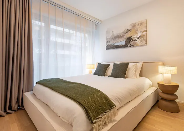 Luxury Parkside Suite