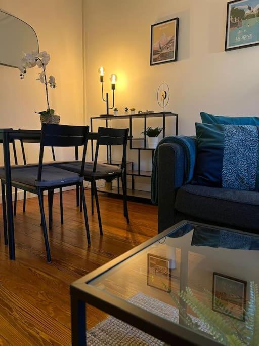 Appartement P&r 2, 2 Bedroom, Close To Center, Plainpalais