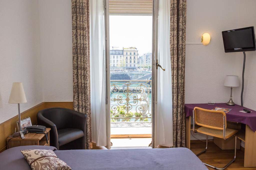 Des Tourelles 2* Genève