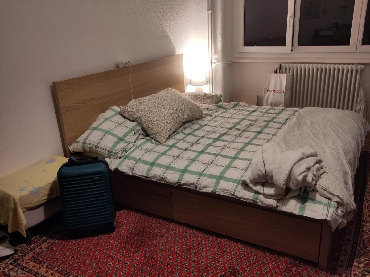 Familial 4 Pieces Apartment