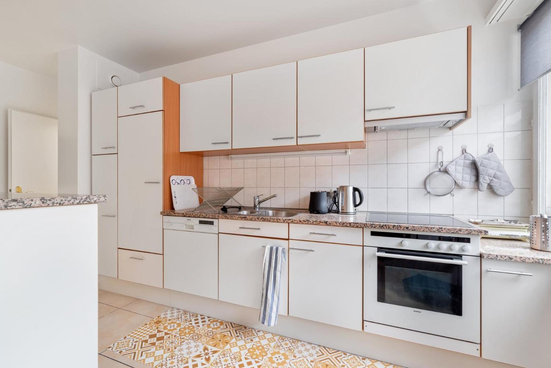 Athenee 40 By Homenhancement Geneva