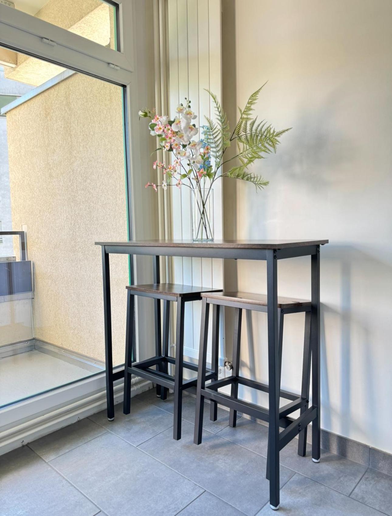 Modernite Et Confort A